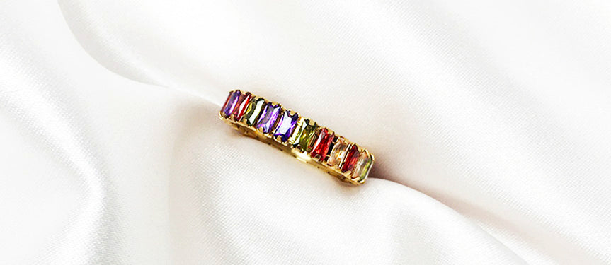 L'essor des bijoux en acier inoxydable : Élégance, Durabilité et Accessibilité